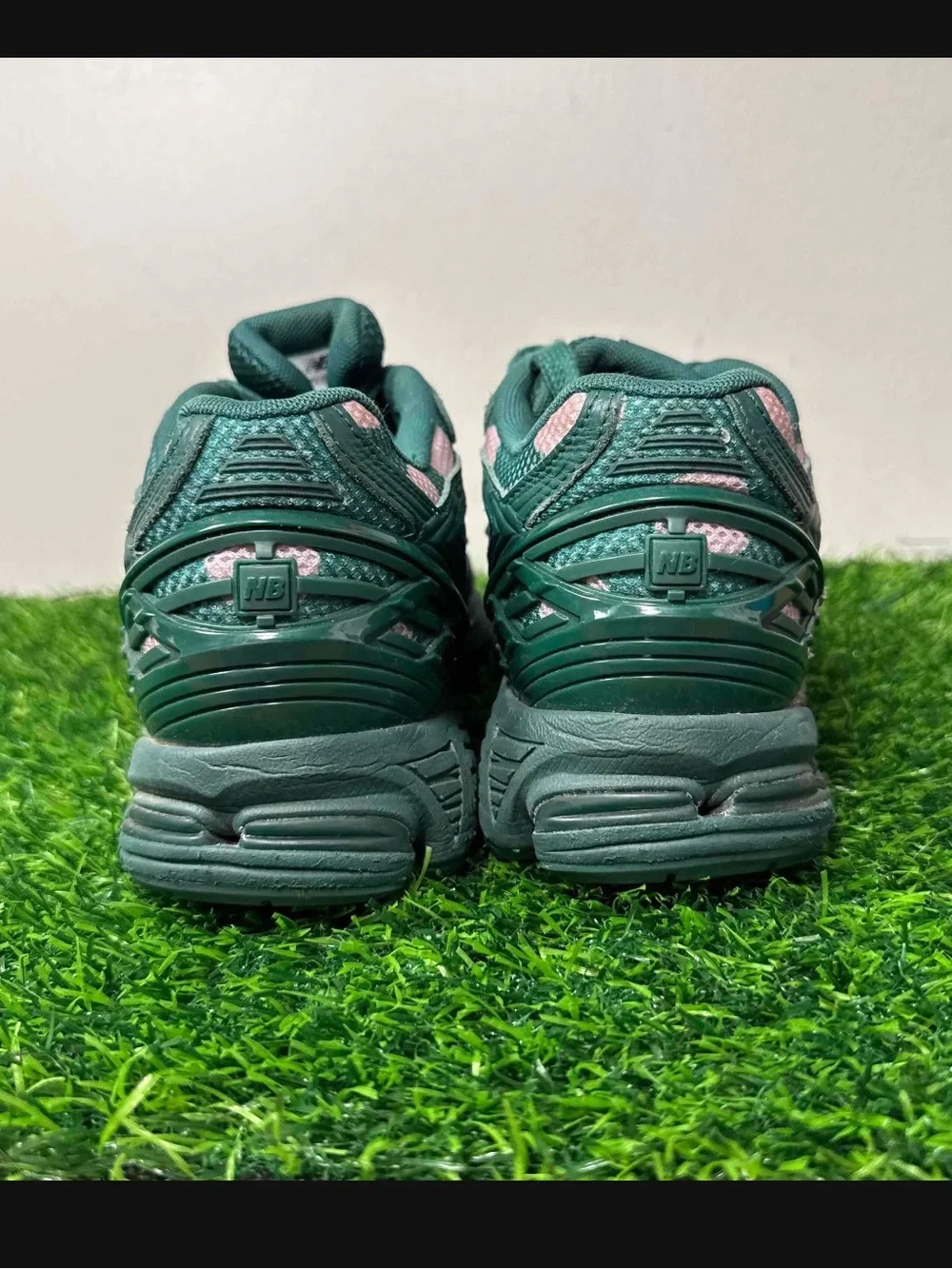 New Balance 1906R Polka Dot Green Pink